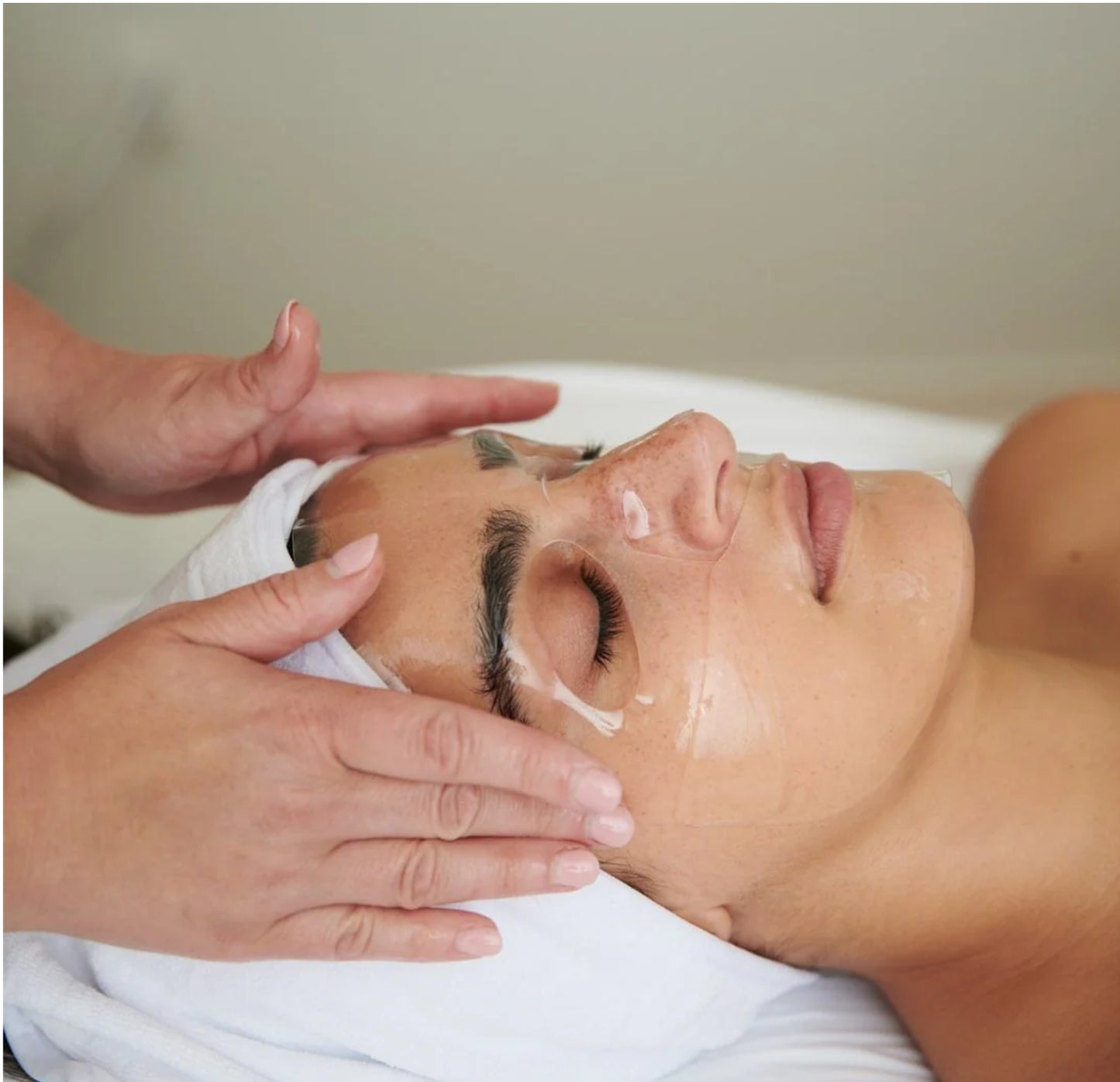 Neogenesis Beta Glucan Hydrogel Mask